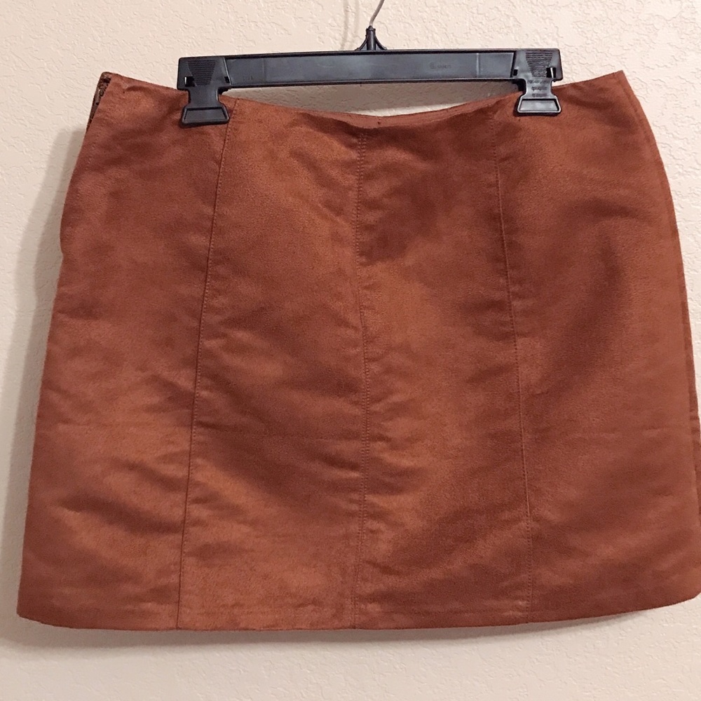 { Camel Colored Mini Skirt } - Picture 3 of 3